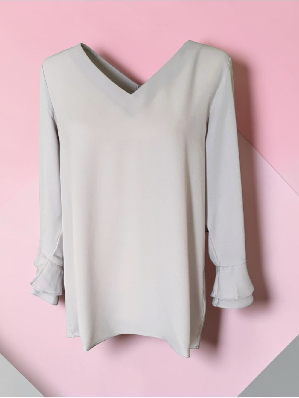 LANDS’ END Classic Business, Dinner Guest or Family Favorite Top. Size: 10. $30.